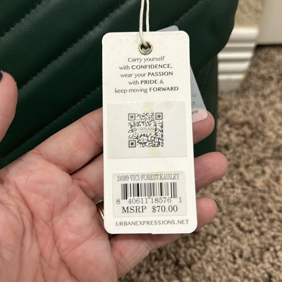 NWT, Vici Kaisley Forest Green Purse - Picture 3 of 6